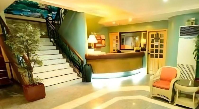 Richmond Plaza Hotel Tabok Exterior foto