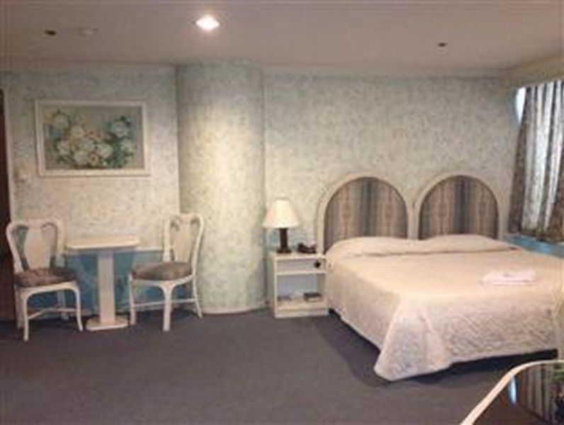 Richmond Plaza Hotel Tabok Exterior foto